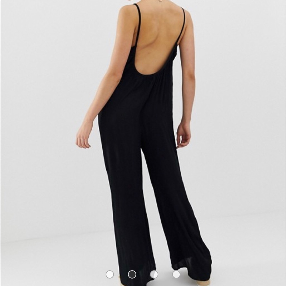 ISO CRINKLED LOW BACK JUMPSUIT